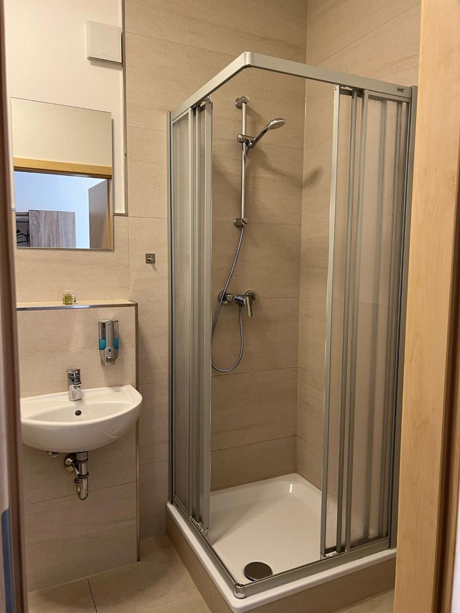 Avento Hotel Hannover ランゲンハーゲン エクステリア 写真